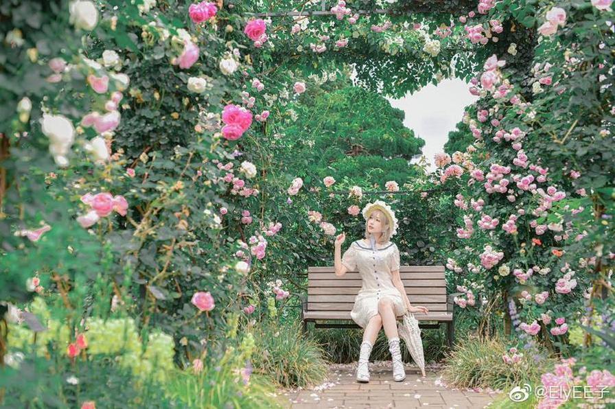 技艺纯熟的cos作品！elyee子微博分享前所未见的独特角色扮演