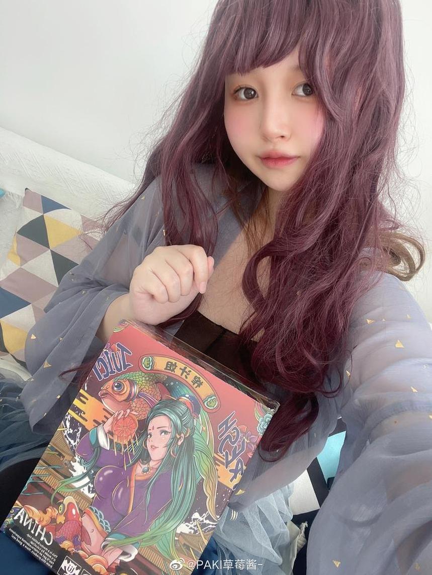 paki酱靡烟的摄影技术超赞，靡烟肆意表达