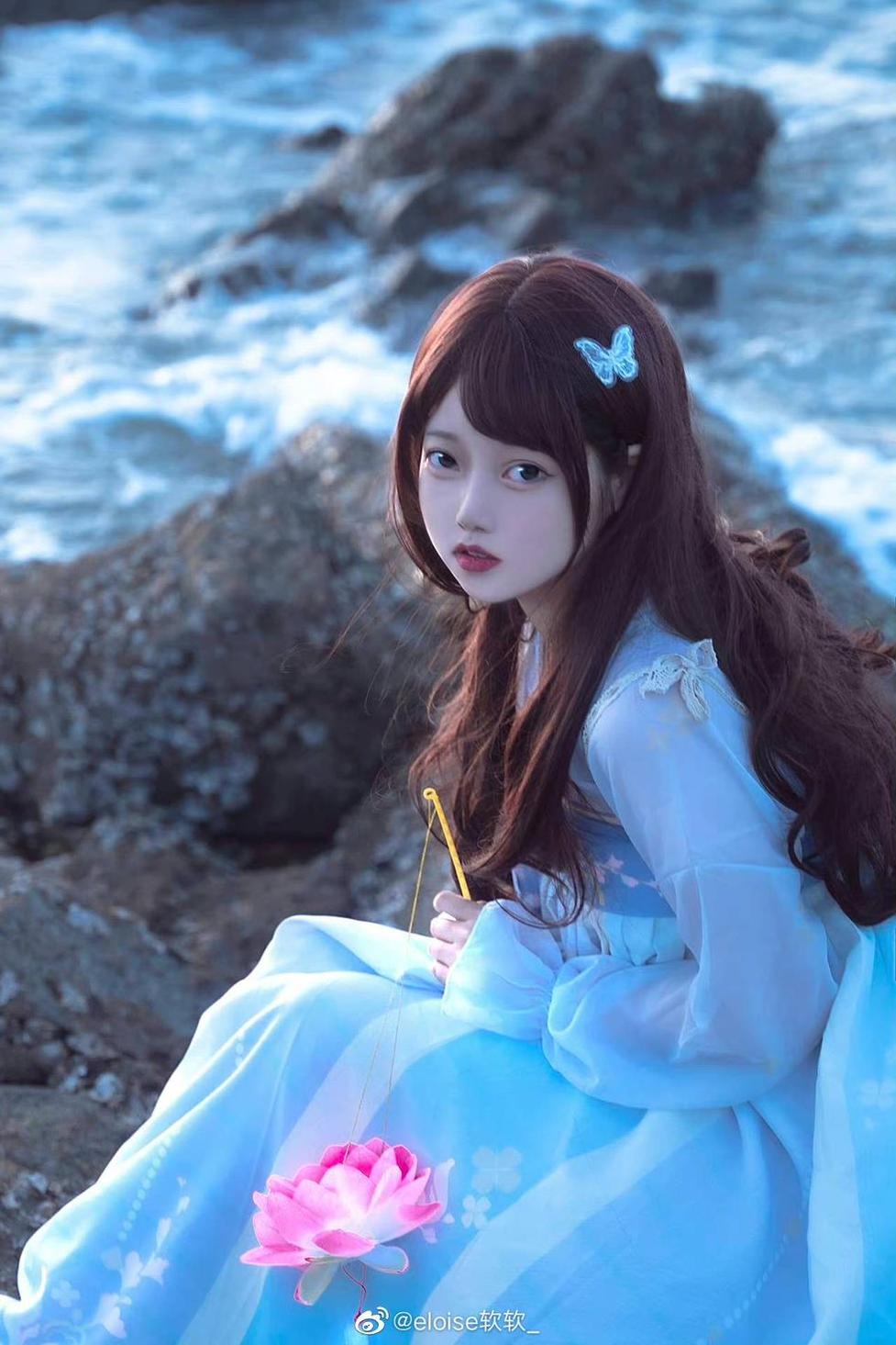 原创摄影大师eloise软软套图，带你领略不一样的画面美感。