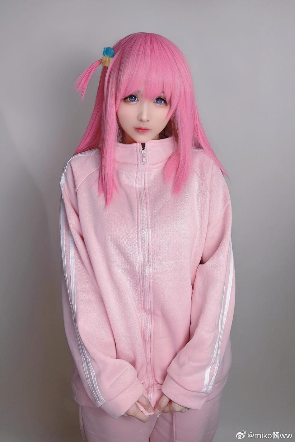 Miko酱秀人全新原创，探索美的边界