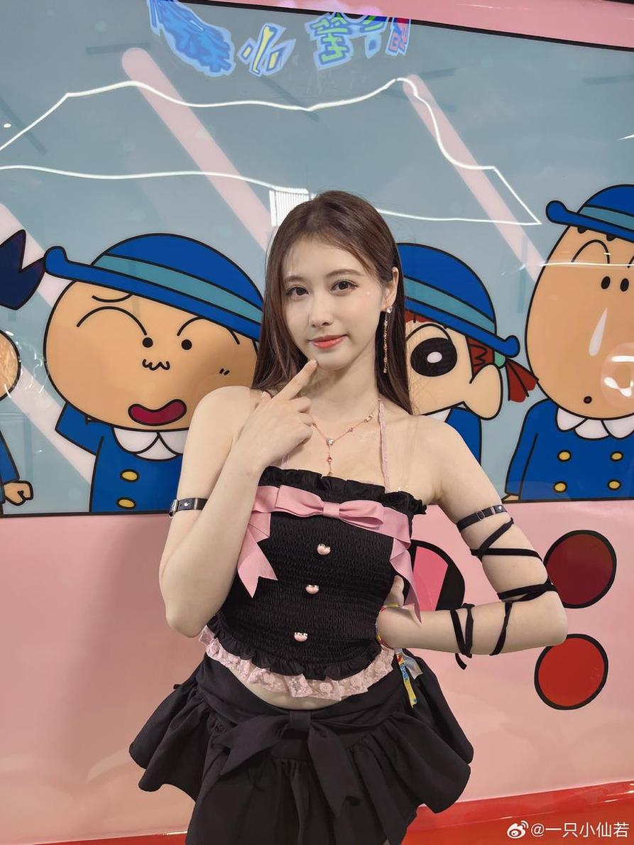 一只小仙若被告，照片摄影合集，感受自然风光。