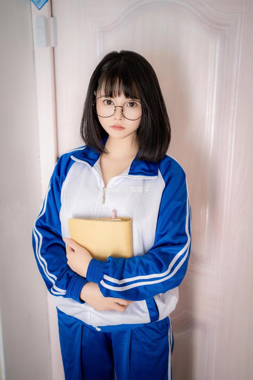 精美图包尽在七月喵子巨婴