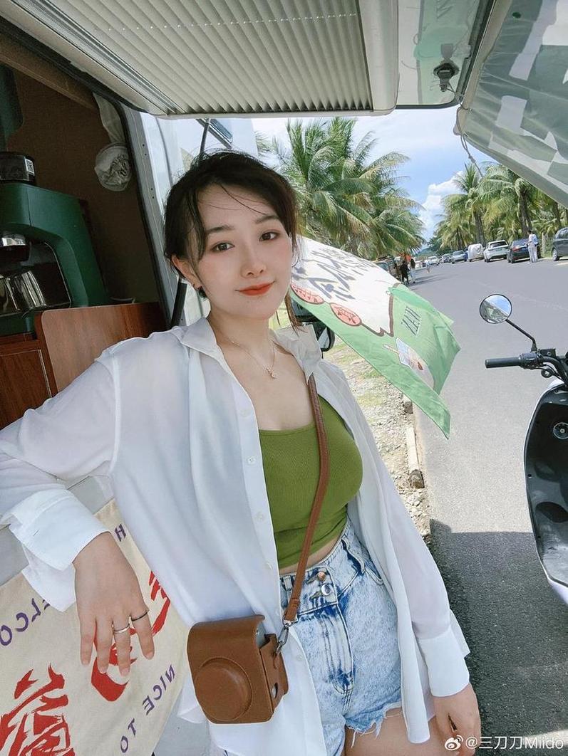 三刀刀miidoo的最新cos照片来啦