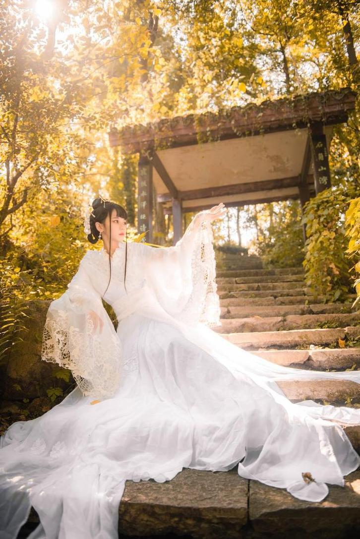 观赏《你的负卿》15套合集图片，领略华丽古装之美