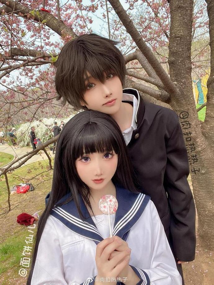 图片中的女孩！肉蔻凉凉子cos贝尔法斯特惊艳亮相