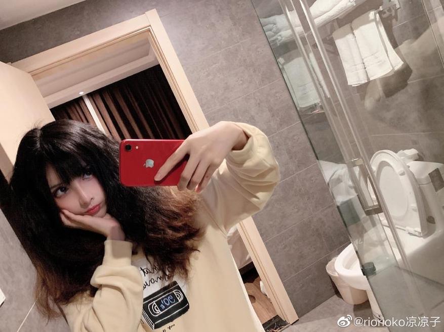 看凉凉子全部作品，尽情感受真正的cos魅力