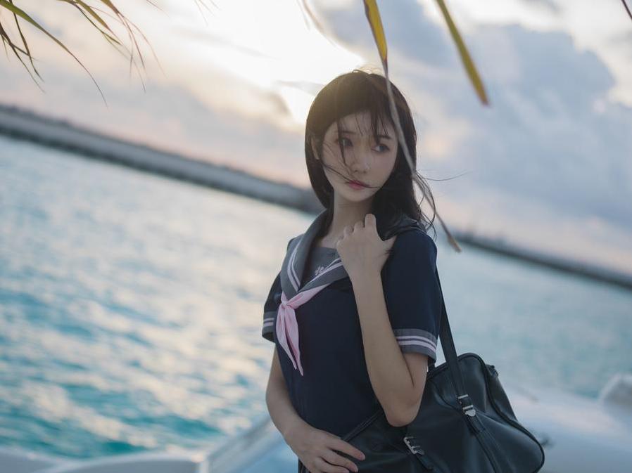 南桃momoko电子版摄影作品，邂逅唯美之美。