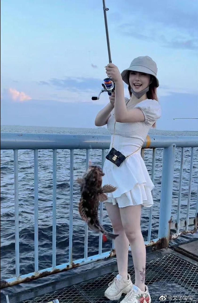 叉子宝宝背带裤系列：摄影美图与你分享