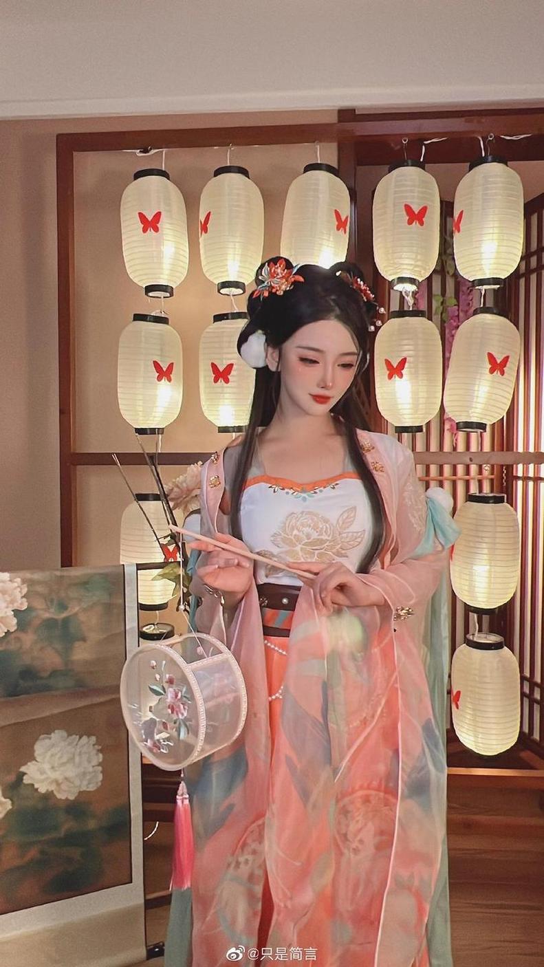 薄霧漸晴，千山暮云——只是简言saber黑的人像摄影合集