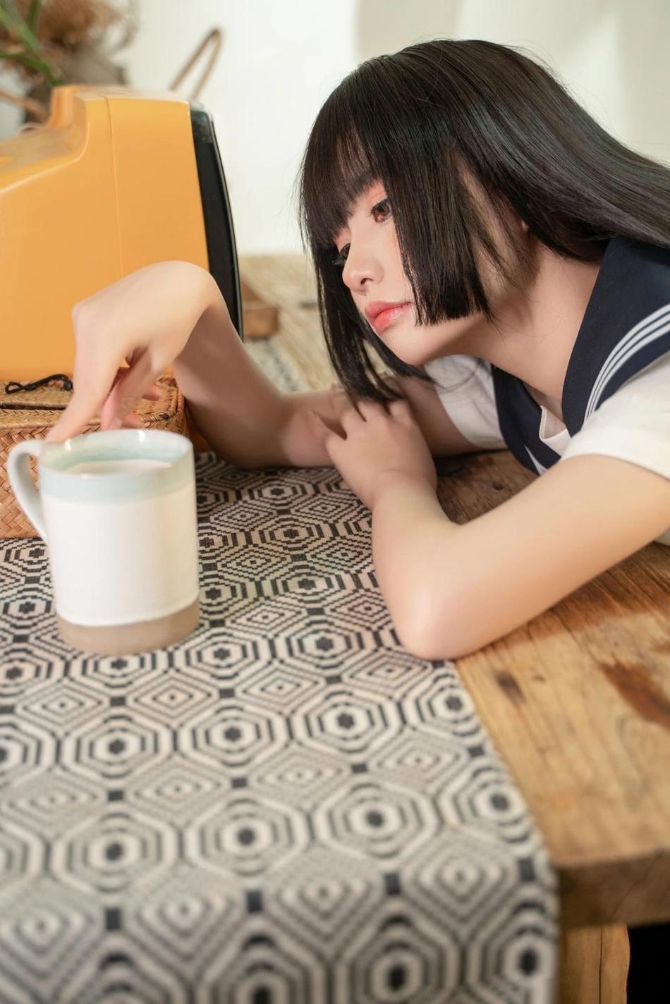 美图随手拍！喵小吉风铃公主夸克百科为任性美图控美图精选，不容错过