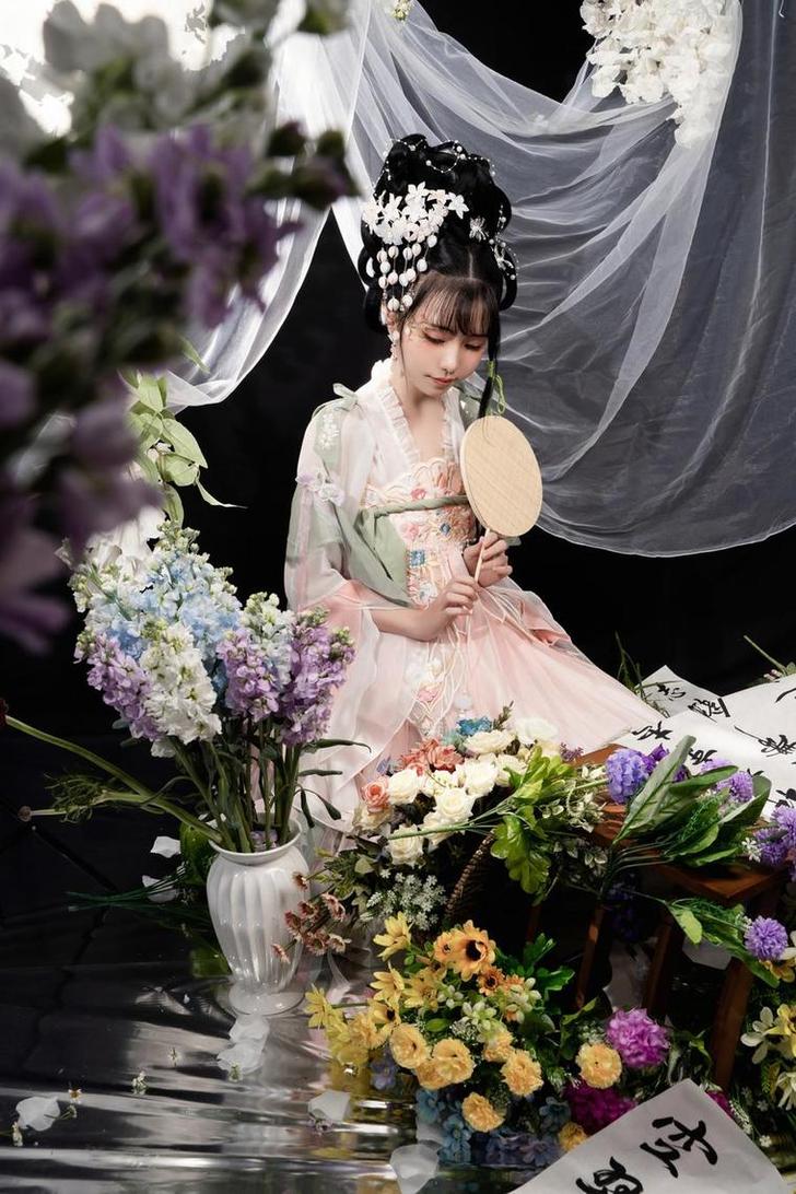 大胆追求刺激，拥有喵小吉百度云盘的cos套图