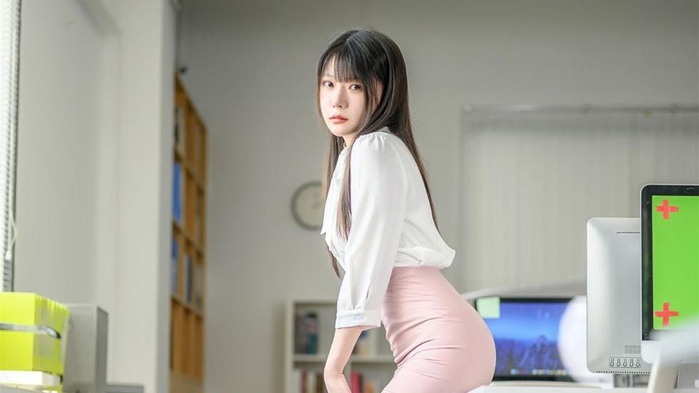 经典角色cosplay大比拼，喵露露和莉伊霸气登场