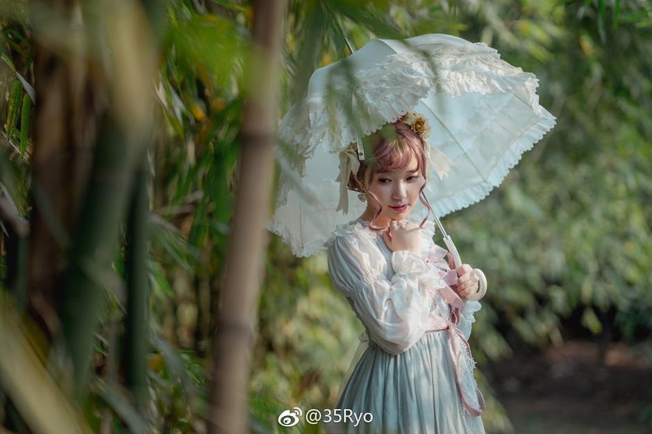 定制专属你的小池流澈美图