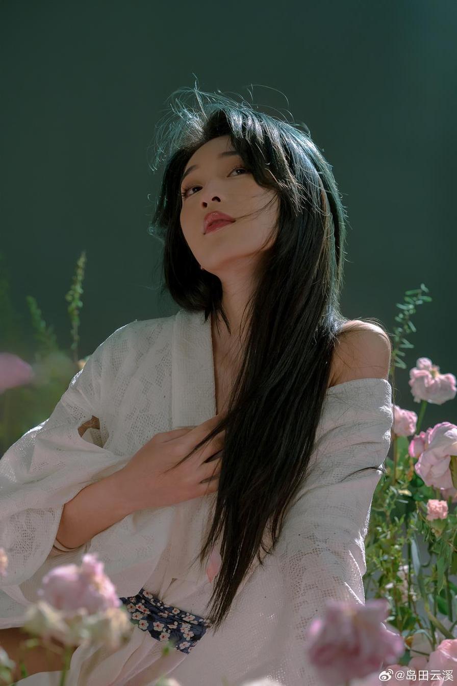 想定制唯美的cos作品？欣赏岛田云溪群的经典照片吧