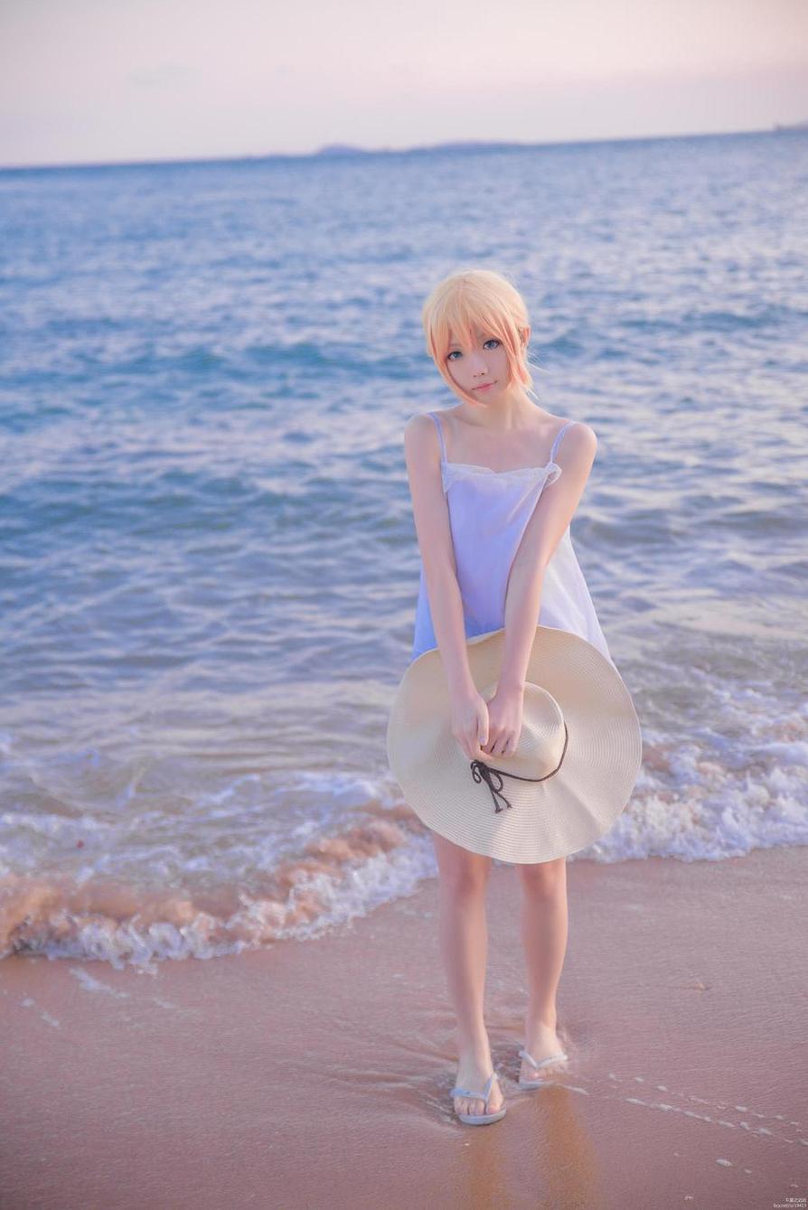 感受星之迟迟cos美图照片的无限魅力