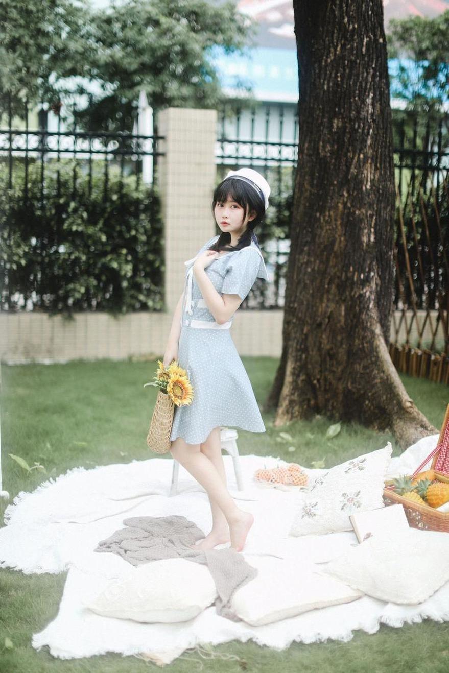 看见我这款cos是依酱吖花架，你怎么看？