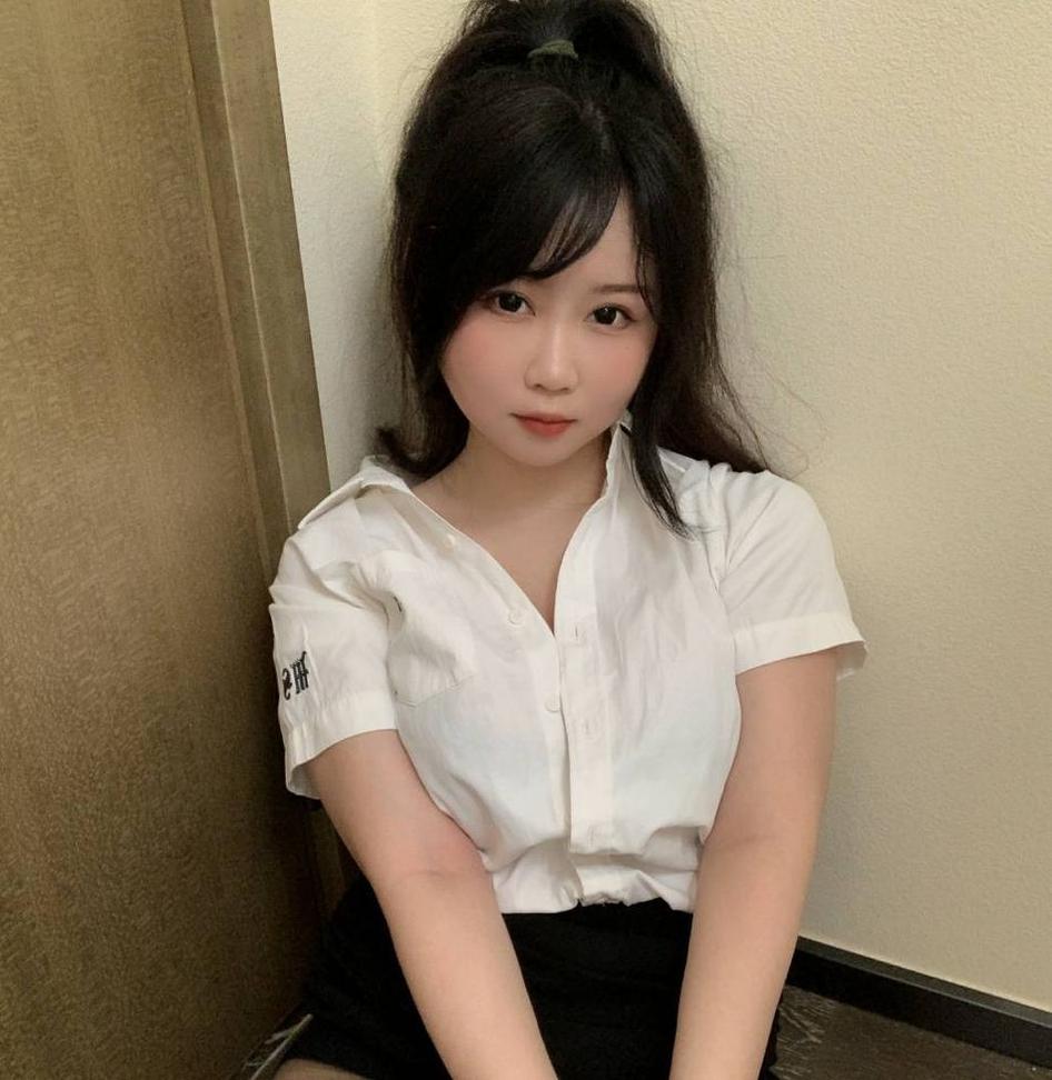 网红coser是依酱呀一月免费分享原图，精美程度令人惊讶