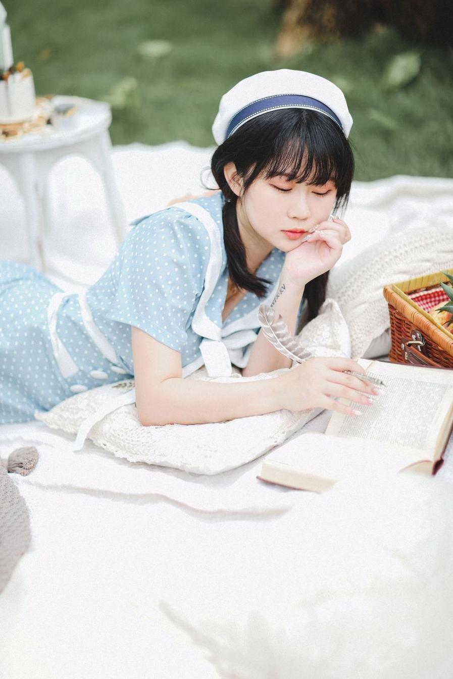 天使下凡！是依酱呀收费美照抢鲜看