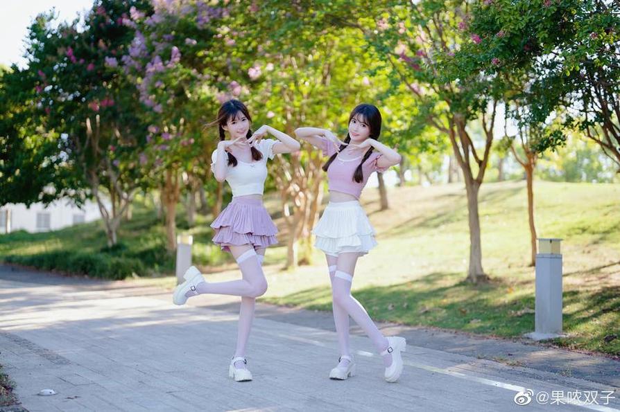 果哝双子骨折之作品盛宴，分享最美摄影