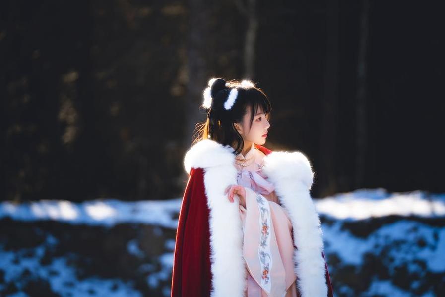 樱桃喵简介：唯美摄影的代表者