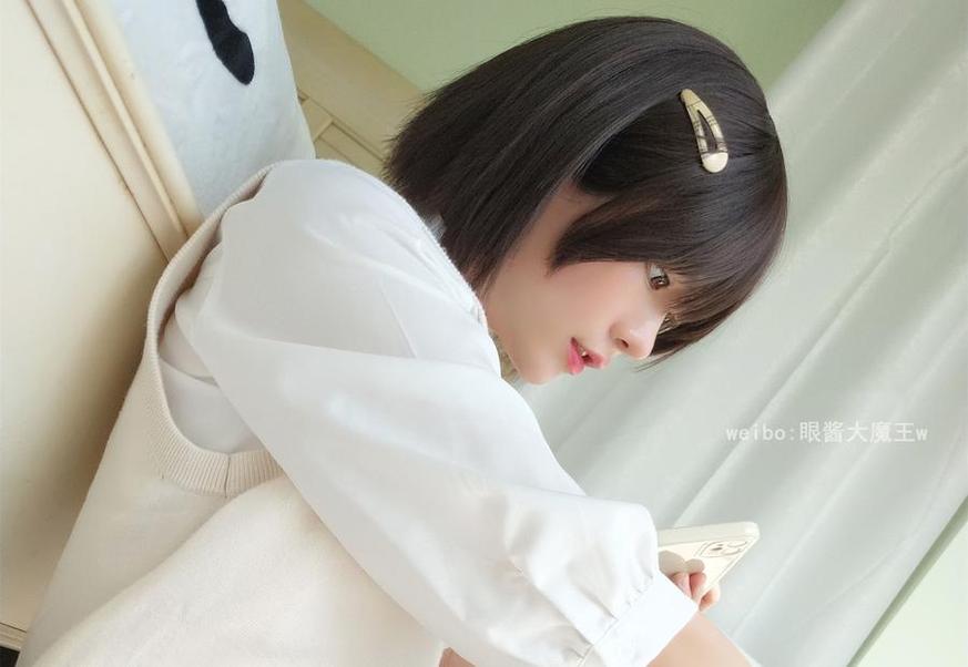 萌系大片连拍，眼酱大魔王女友惊人图集