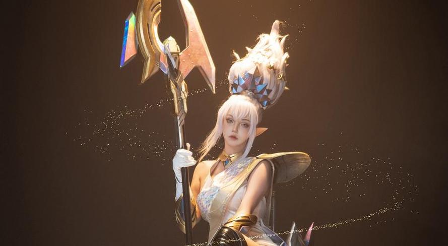 菌烨tako身高大揭秘，分享cosplay图包带给你不一样的视觉冲击