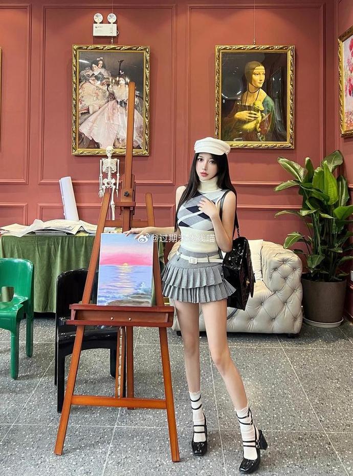 看到这些图包，你一定想将过期米线线宿醉的美景纳入收藏。