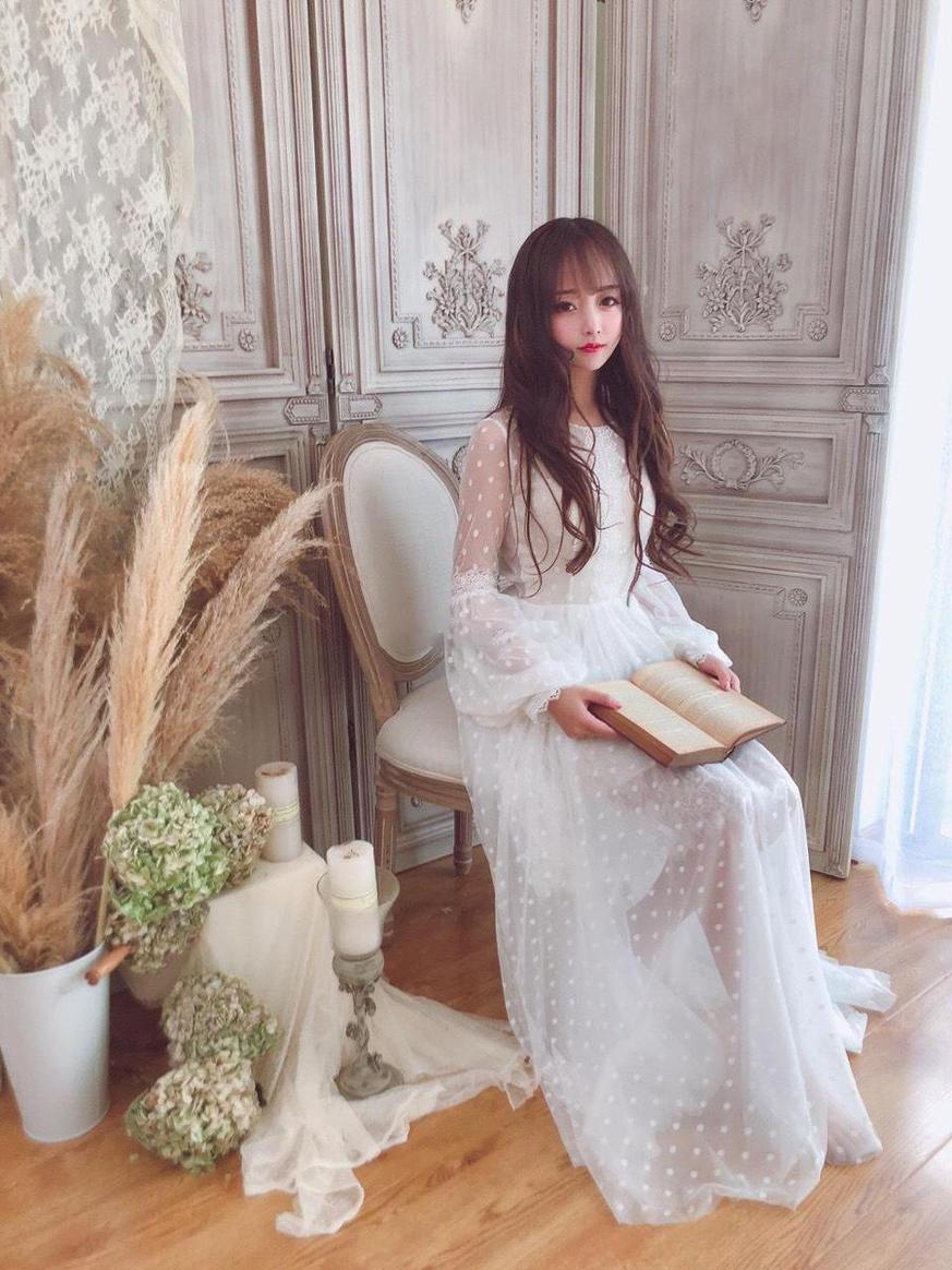 过期米线线白月光无删减cos合集，展现最火热的角色华丽呈现。