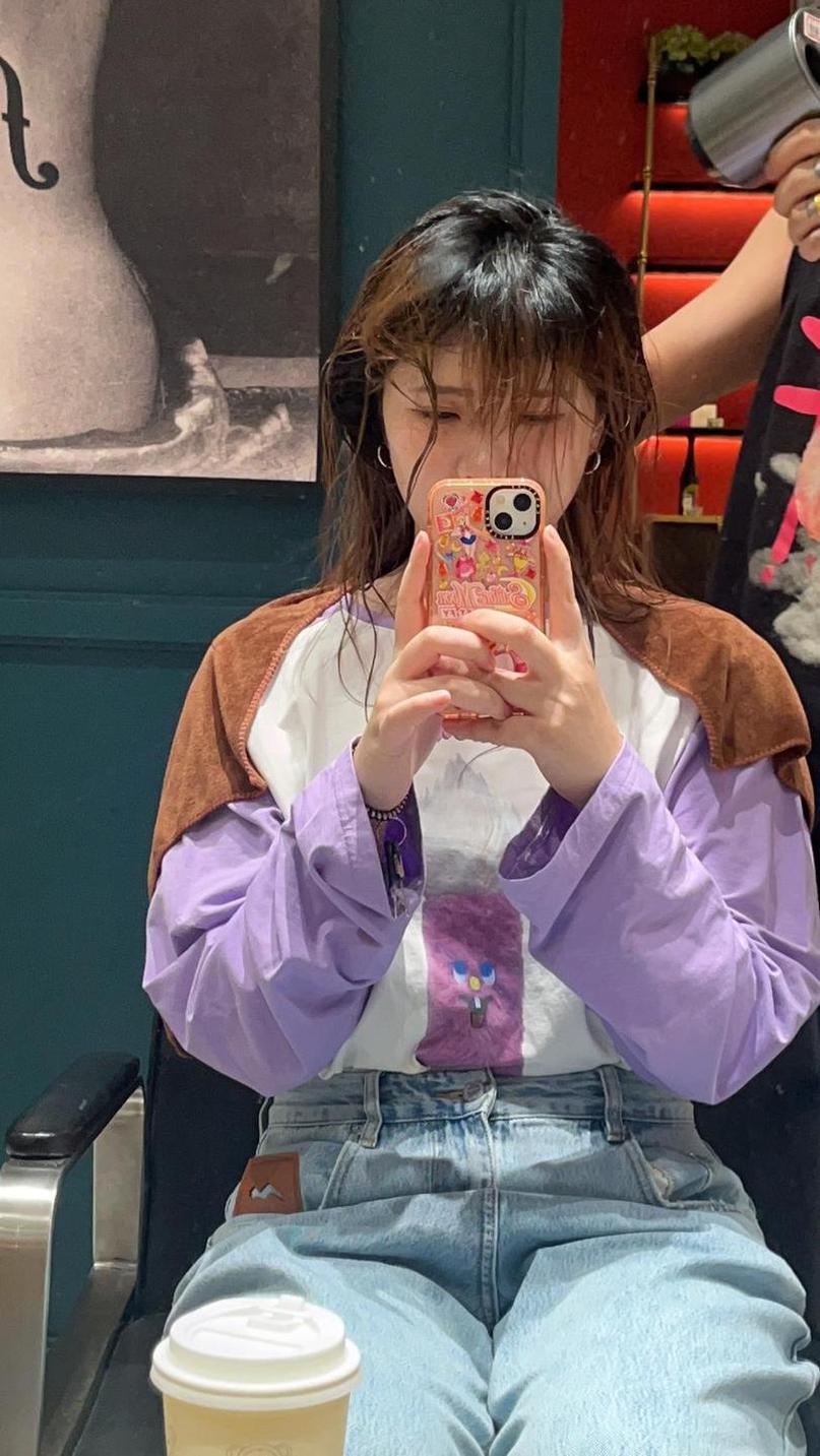 美得窒息，闪月半泳装分享大家分享