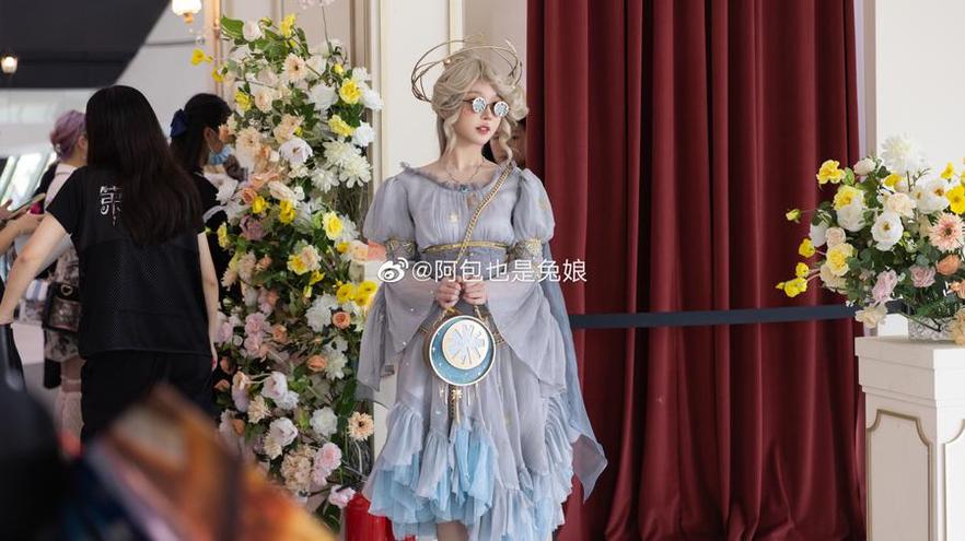 恶魔之弓相伴，阿包也是兔娘cos崔斯坦图包合集