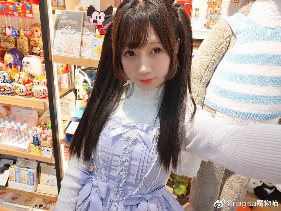 魔物喵2022年2月：图包中的每一张照片都是超美代表作