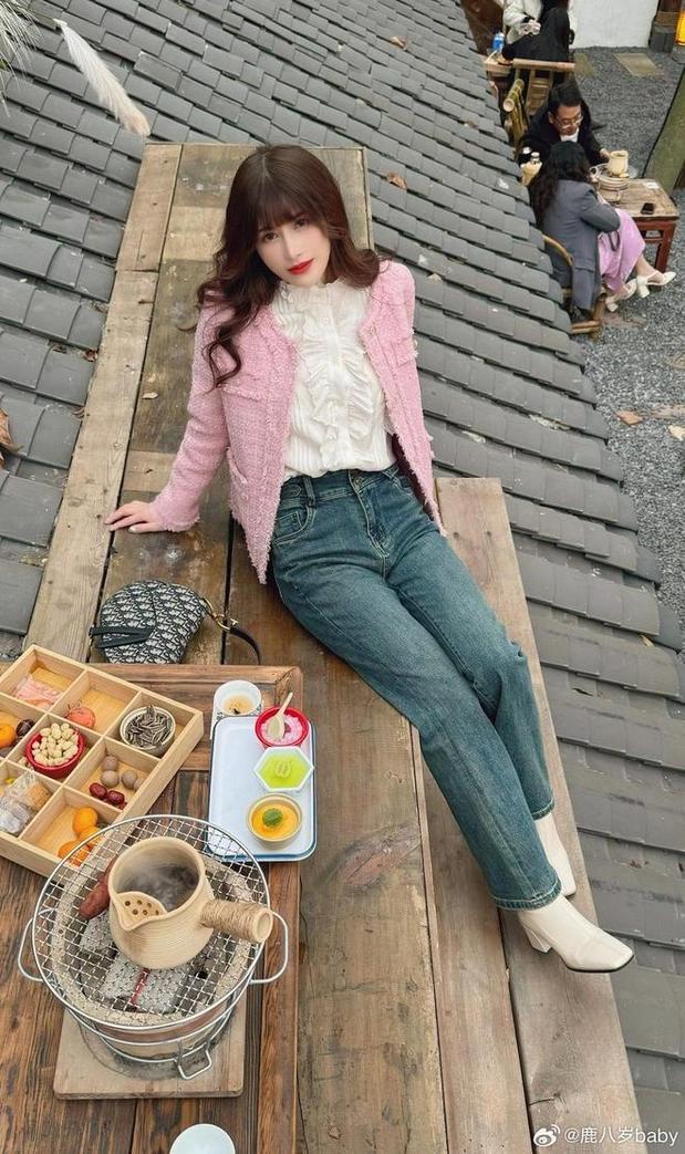 鹿八岁图集免费：最新作品超过300张，你值得拥有